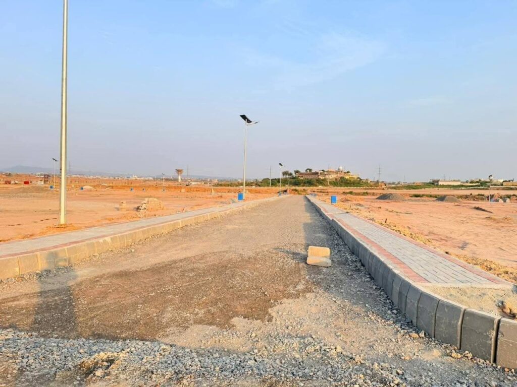 01 Kanal Plot available in Margalla Enclave Islamabad - 7