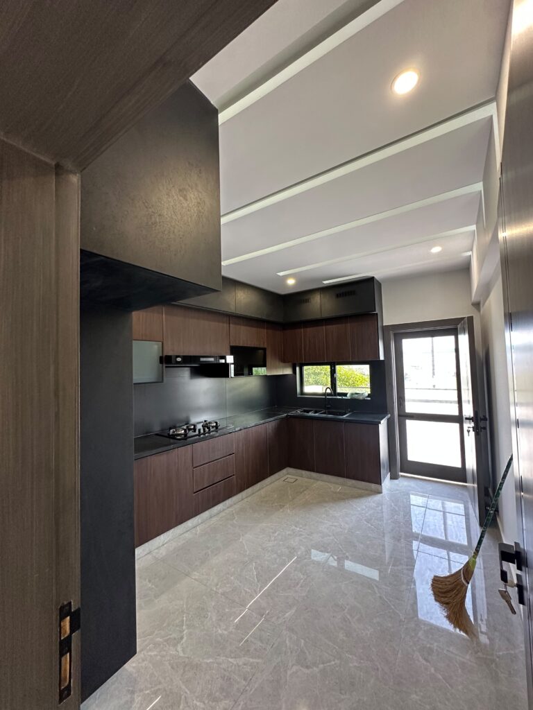6 marla Brand New House - 5