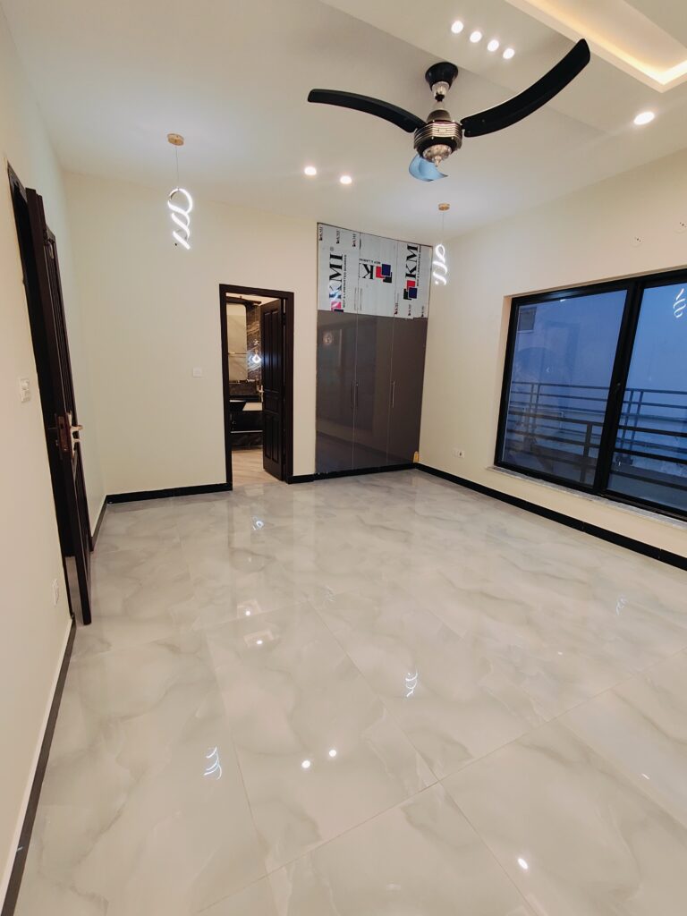 5 Marla House For Sale - 38